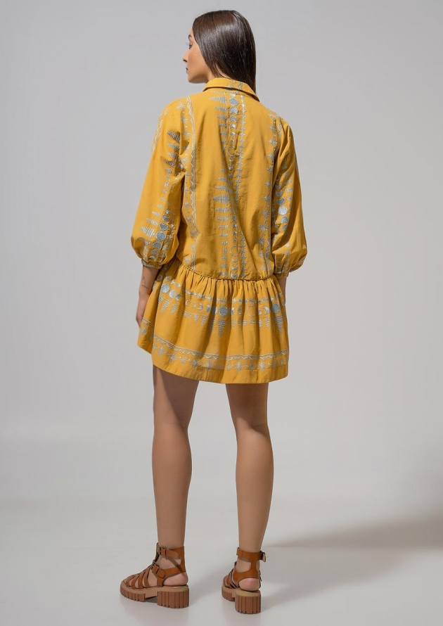 Φόρεμα κοτνό με κέντημα